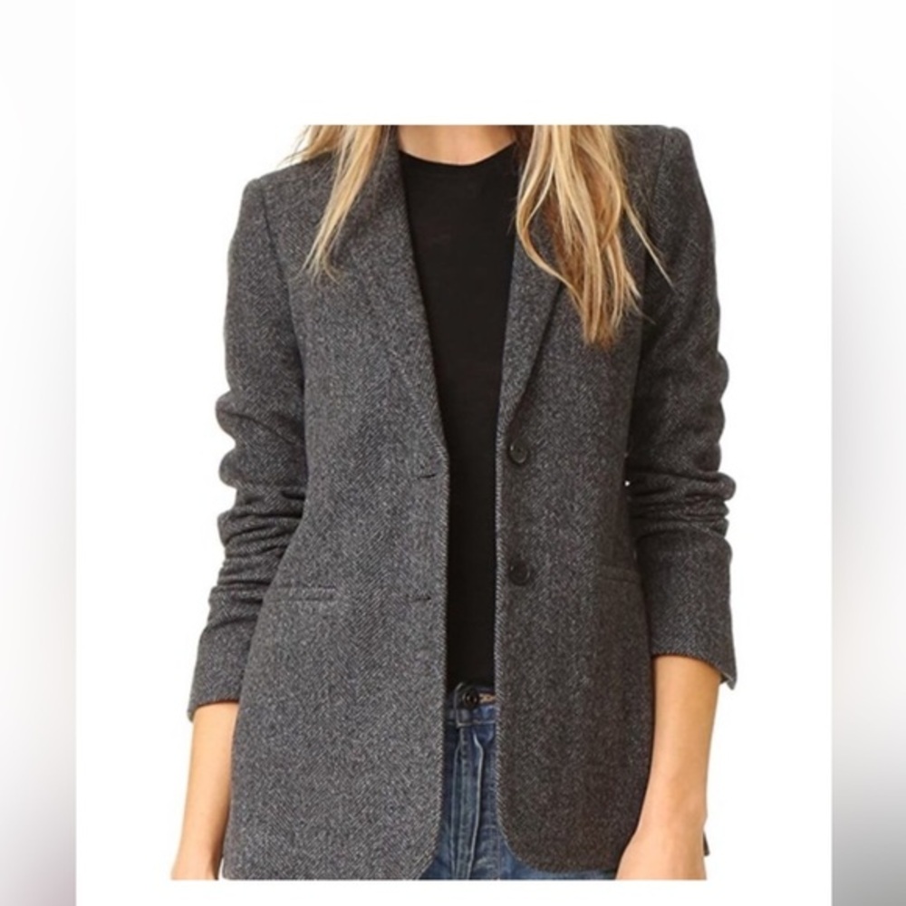 Vince Herringbone Boyfriend blazer. Wool/cashmere/silk blend. Size 2